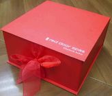 उपहार पैकेजिंग के लिए शीर्ष ग्रेड तह कार्डबोर्ड पेपर बॉक्स लाल वर्ग