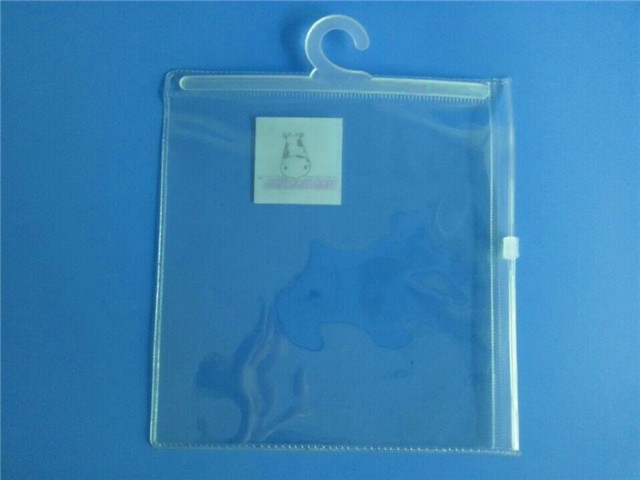 हुक / स्पष्ट जुर्राब फांसी बैग के साथ मुद्रित कस्टम प्लास्टिक दुपट्टा पैकेजिंग बैग