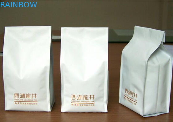 सिरेमिक क्वाड सील टी पैकेजिंग पाउच साइड गसट पर खड़े हैं