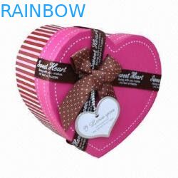 दिल के आकार का सजावटी लक्जरी पुनर्नवीनीकरण उपहार पेपर बॉक्स, चॉकलेट के लिए गुलाबी पेपर बॉक्स