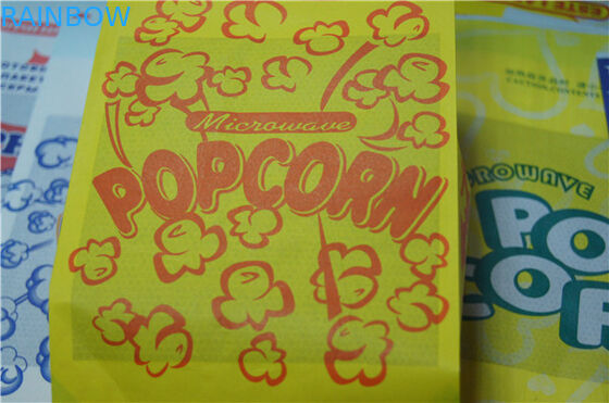 स्नैक के लिए फूड ग्रेड फ्लैट बॉटम ब्राउन स्वनिर्धारित पेपर बैग टॉप ओपन