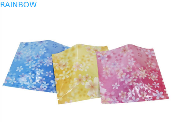 मास्क के लिए अनुकूलित थ्री साइड सील पिंक कलर कॉस्मेटिक बैग पैकेजिंग