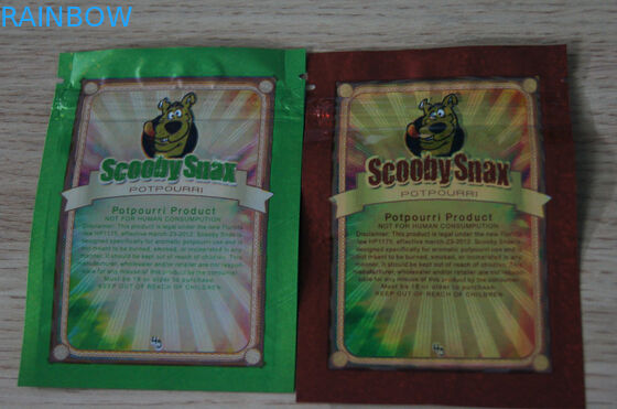 टुकड़े टुकड़े में छेद के साथ टुकड़े टुकड़े सामग्री मुद्रण खड़े हो जाओ