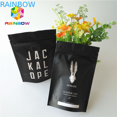 मैट ब्लैक मैटेलिक फ़ॉइल पाउच जिपर / वाल्व के साथ 2 ओज़ कॉफी बैग खड़े हो जाएं