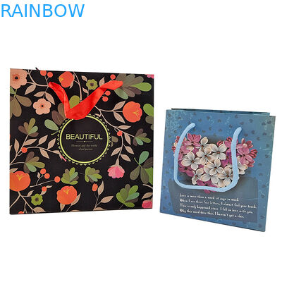 कस्टम लोगो मुद्रण पुनः प्रयोज्य क्राफ्ट पेपर पैकेजिंग हैंडल के साथ क्राफ्ट पेपर पैकेजिंग उपहार बैग