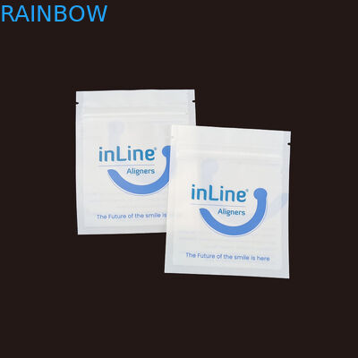 मैट ब्लैक छोटे पुनः प्रयोज्य ज़िपलॉक पैकेजिंग बैग के लिए स्पष्ट अदृश्य संरेखक बैग ऑर्थोडॉन्टिक रिमूवर पैकिंग बैग