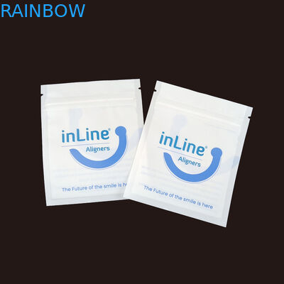 मैट ब्लैक छोटे पुनः प्रयोज्य ज़िपलॉक पैकेजिंग बैग के लिए स्पष्ट अदृश्य संरेखक बैग ऑर्थोडॉन्टिक रिमूवर पैकिंग बैग