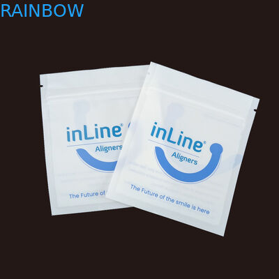 मैट ब्लैक छोटे पुनः प्रयोज्य ज़िपलॉक पैकेजिंग बैग के लिए स्पष्ट अदृश्य संरेखक बैग ऑर्थोडॉन्टिक रिमूवर पैकिंग बैग