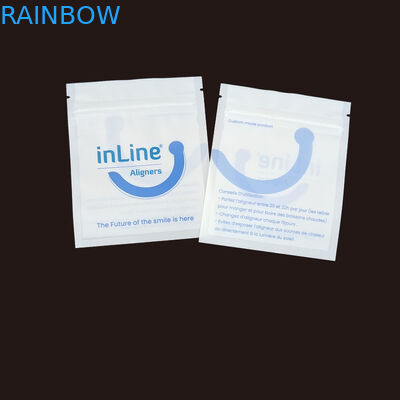 मैट ब्लैक छोटे पुनः प्रयोज्य ज़िपलॉक पैकेजिंग बैग के लिए स्पष्ट अदृश्य संरेखक बैग ऑर्थोडॉन्टिक रिमूवर पैकिंग बैग