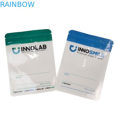 थर्मल सीलिंग और एक तरफ स्पष्ट मायलर प्लास्टिक बैग के साथ दंत संरेखण के लिए अनुकूलन योग्य लोगो ज़िपर बैग