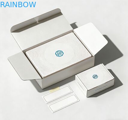 मैट लैमिनेशन और कस्टम लोगो के साथ कस्टम बायोडिग्रेडेबल गिफ्ट मेलिंग फ़ोल्डर