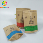 कॉफी बीन्स के लिए कस्टम लोगो रीसेबल ब्राउन क्राफ्ट पेपर पाउच पैकेजिंग के साथ पेपर बैग खड़े करें