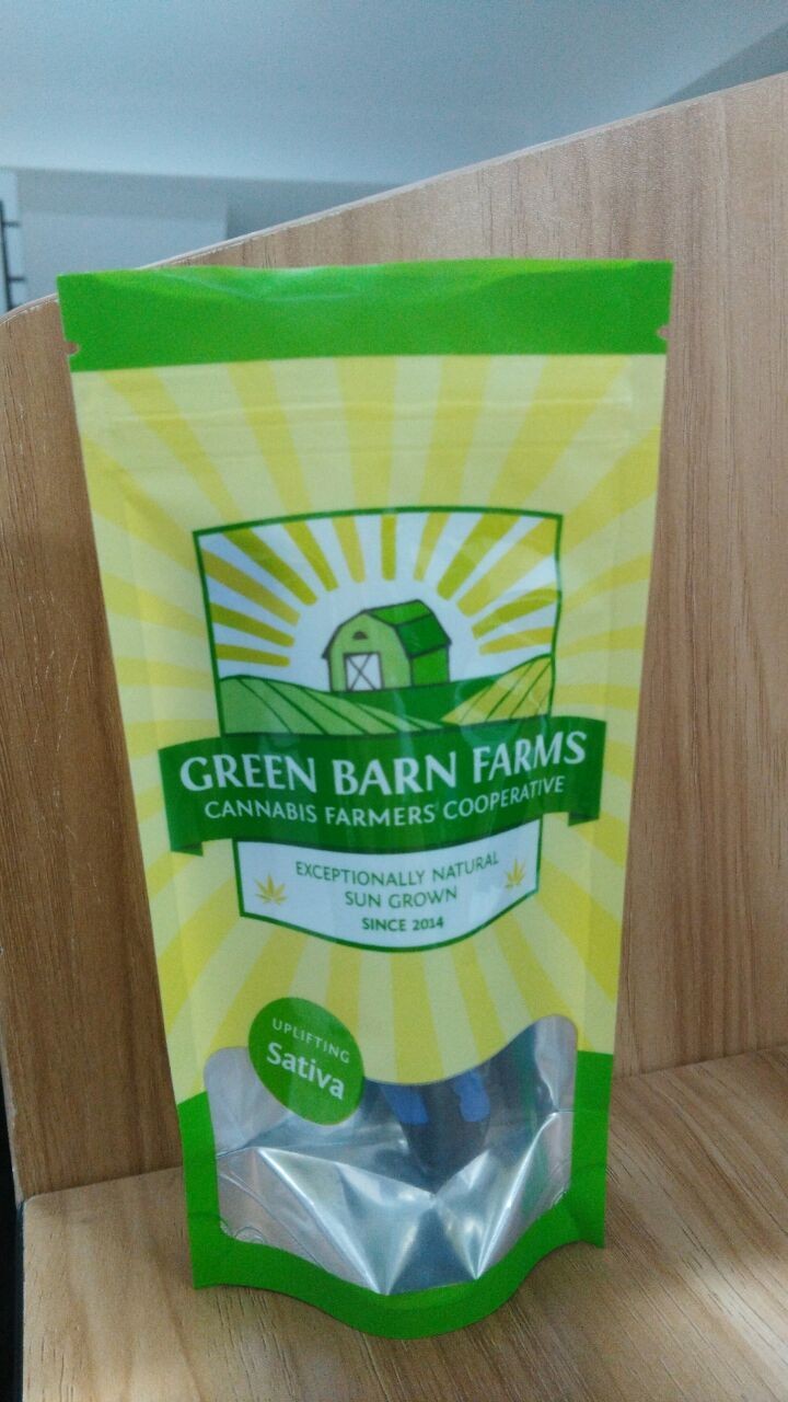 स्वनिर्धारित खड़े हो जाओ खाद्य एल्यूमीनियम पन्नी टुकड़े टुकड़े में जिपर बैग wtih साफ खिड़की