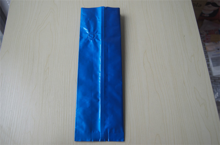 वाल्व के साथ 250 ग्राम सादा मुद्रण पन्नी लाइन में खड़ा चाय बैग पैकेजिंग साइड कली कॉफी बैग