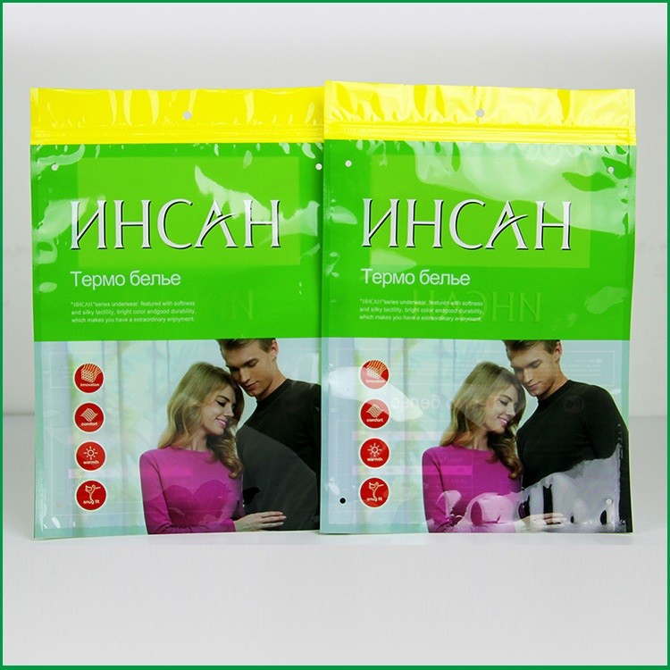 कस्टम ज़िपलॉक प्लास्टिक पाउच पैकेजिंग टी शर्ट प्लास्टिक पैकेजिंग बैग कपड़े के लिए