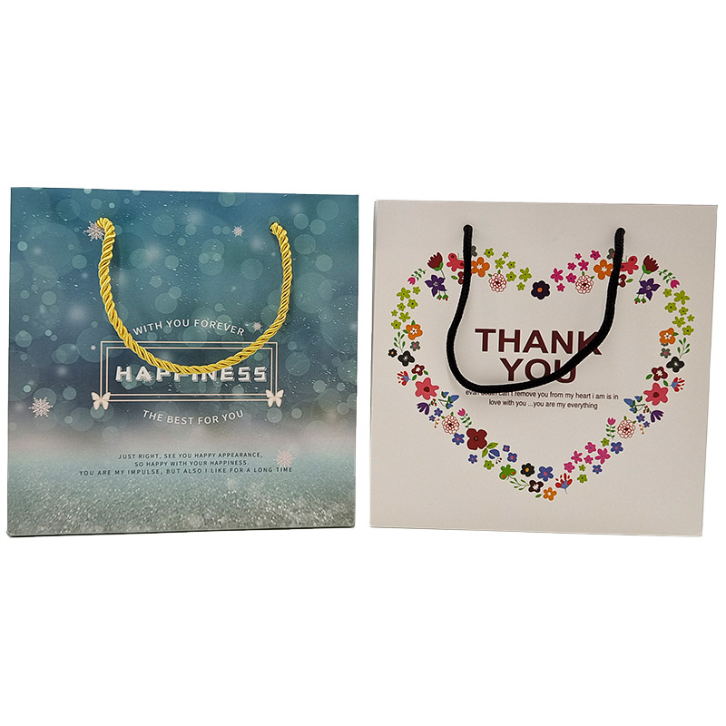 अनुकूलित शॉपिंग पेपर बैग लोगो मुद्रित पुनर्नवीनीकरण योग्य बायोडिग्रेडेबल ब्राउन सादा पैकिंग क्राफ्ट पेपर बैग के साथ घुमावदार हा