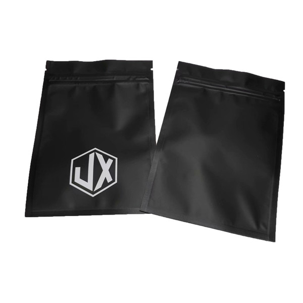 मैट ब्लैक थ्री साइड सील केबल यूएसबी ज़िपर के साथ प्लास्टिक पैकेजिंग बैग