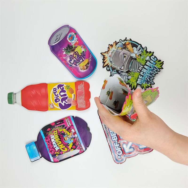 कस्टम लोगो प्रिंट डिजाइन 3.5g डाई कट स्टॉक बैग अनियमित गंध प्रूफ बैग डाई कट मायलर ज़िपर बैग