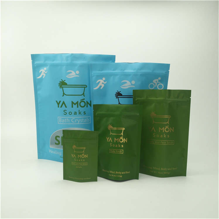 पर्यावरण के अनुकूल और सुरक्षित सामग्री मैट फिनिश स्टैंड अप बैग के साथ ज़िपर नमी सबूत खाद्य ग्रेड प्लास्टिक पैकेजिंग बैग