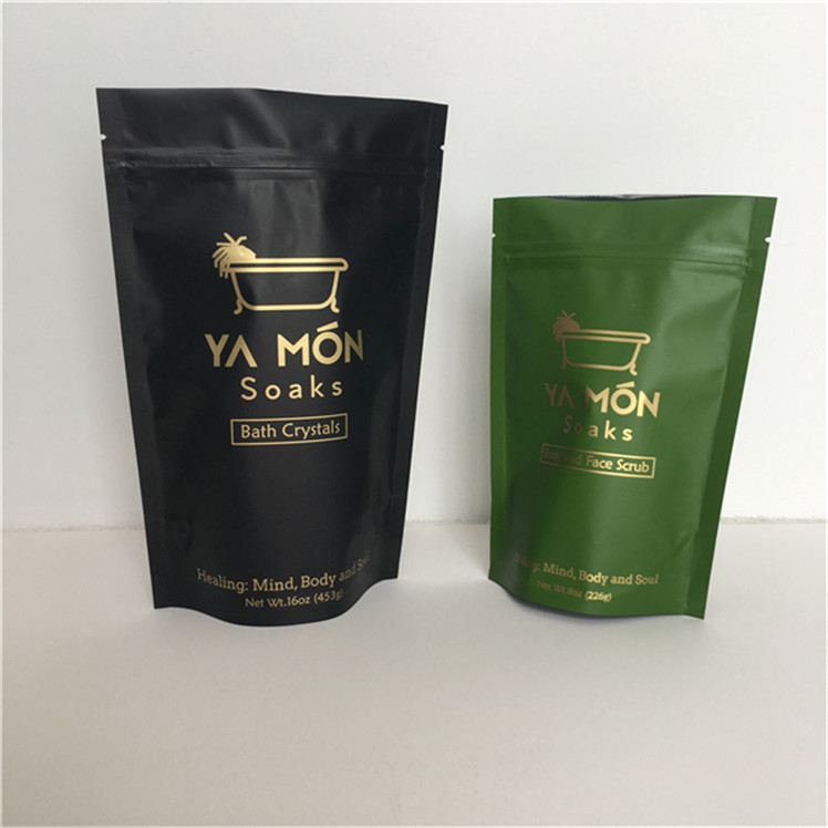 उपयुक्त मूल्य एल्यूमीनियम पन्नी गंध प्रूफ और नमी प्रूफ जिपर के साथ खड़े-खड़े बैग