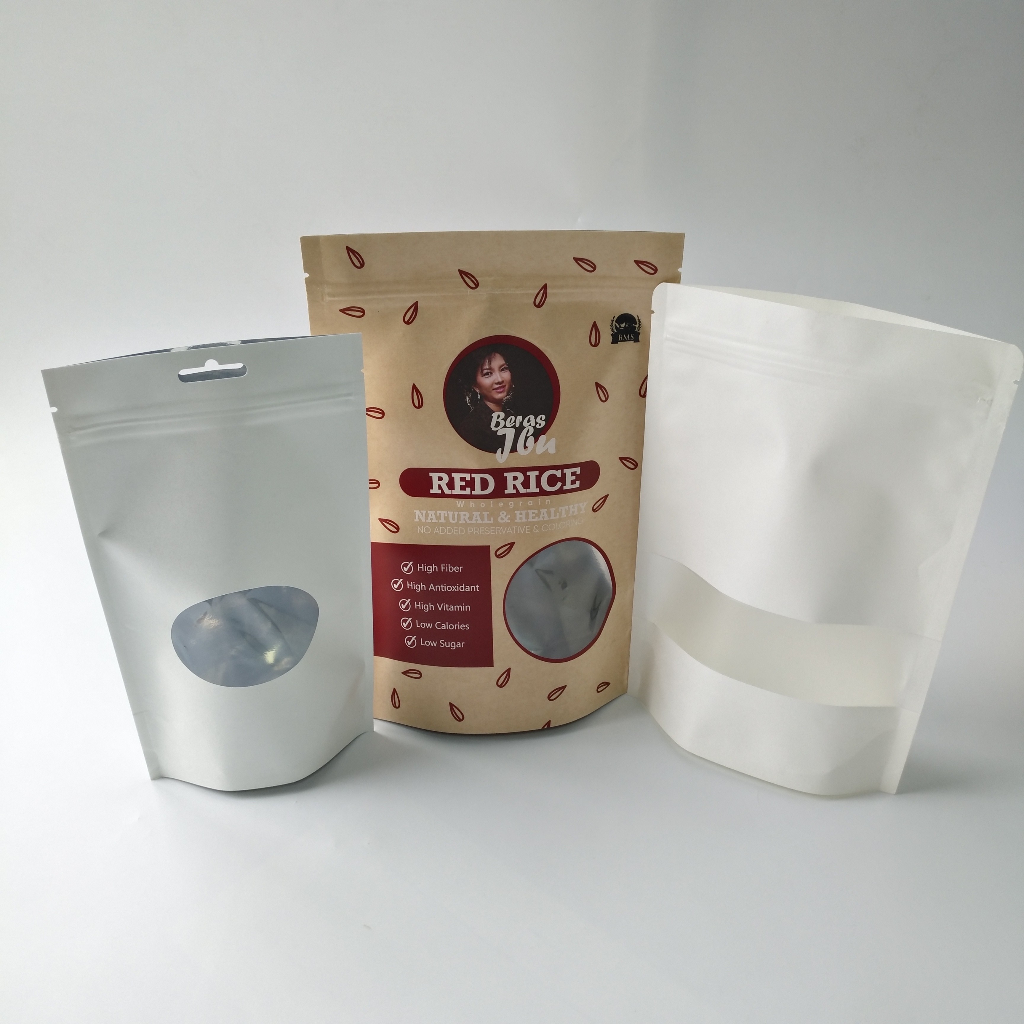 स्पष्ट आयताकार / ओवल खिड़की के साथ पाउच पेपर बॉक्स पैकेजिंग खाद्य ग्रेड खड़े हो जाओ