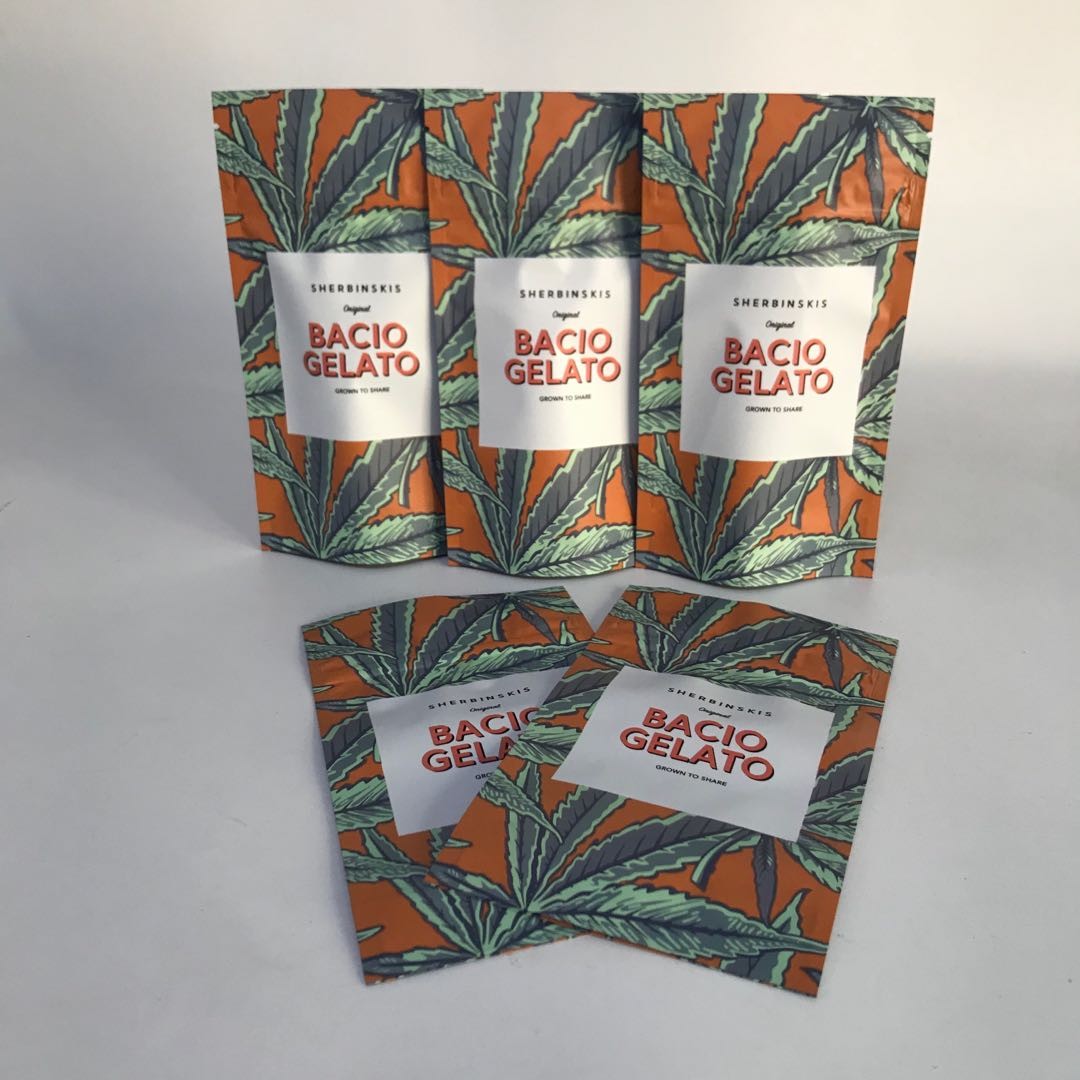 कस्टम स्वीकृत मैट एल्यूमीनियम पन्नी कैनबिस पैकेजिंग बैग खड़े हो जाओ