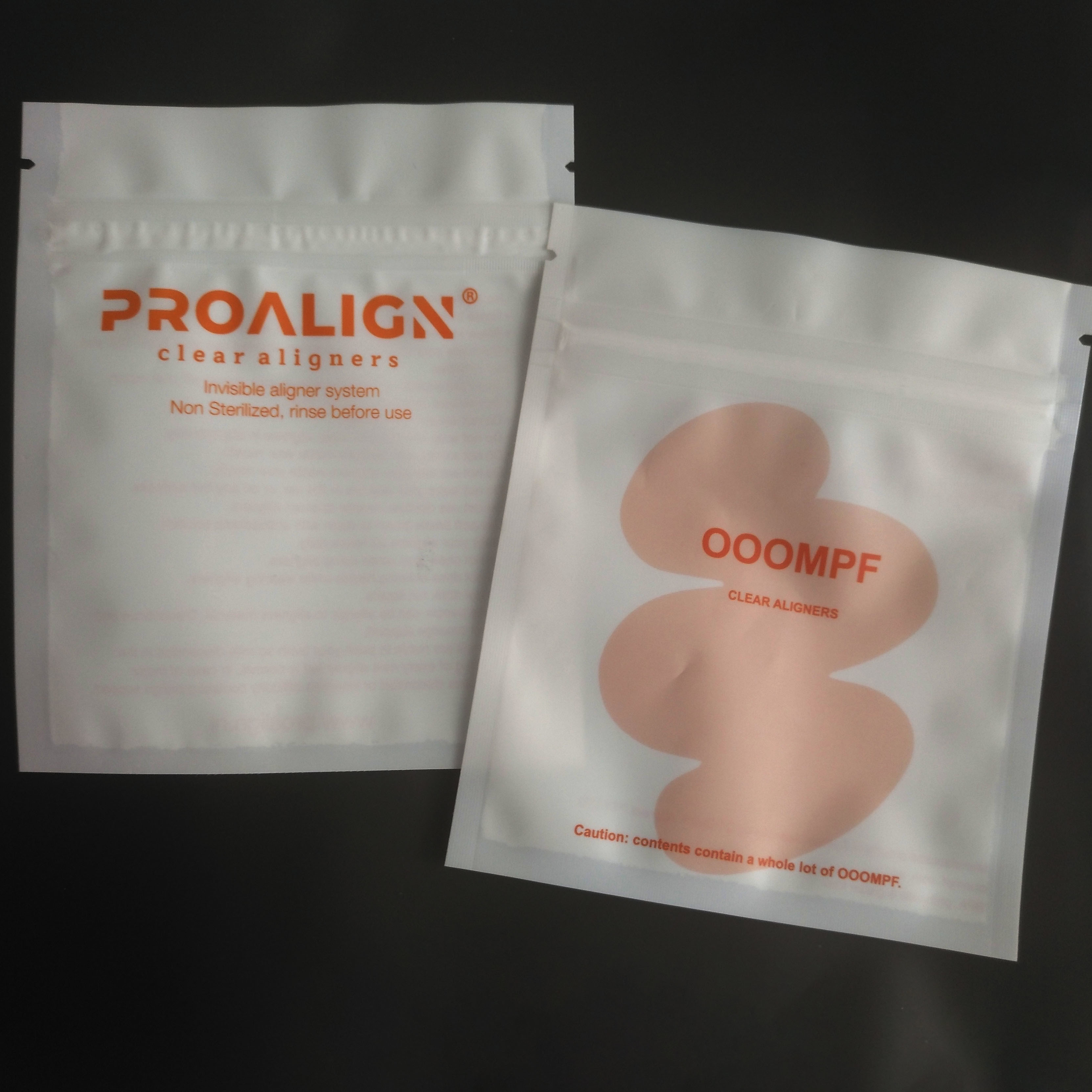 MOPP Vmpet प्लास्टिक ज़िप लॉक पैकेजिंग मैट टीथ क्लियर एलाइनर्स ISO