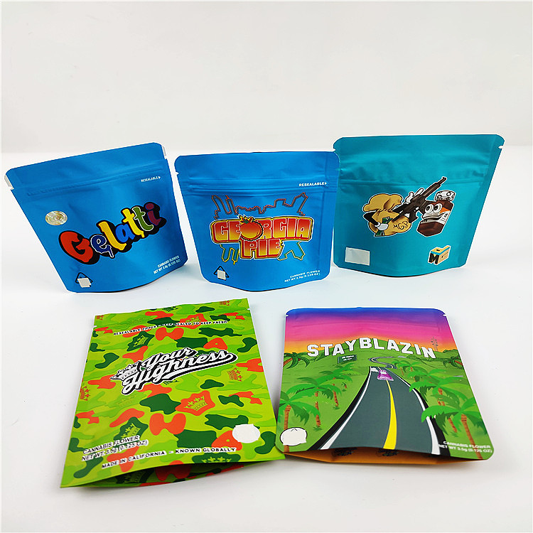 FSC BSCI CMYK कुकी गंध प्रूफ बैग 3.5g CBD Mylar पैकेजिंग पाउच