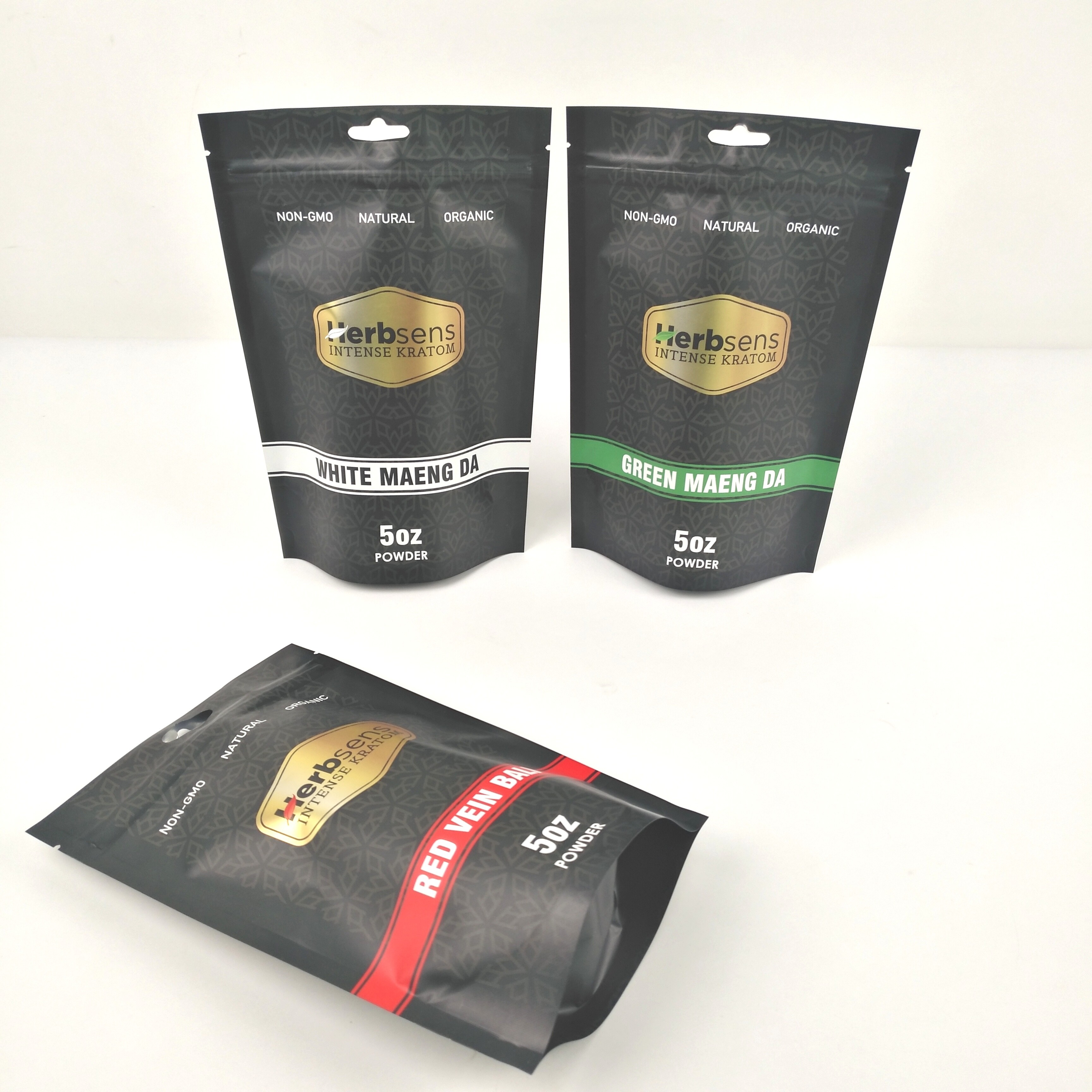 200g Vmpet 10C लैमिनेटेड प्लास्टिक पाउच पैकेजिंग ब्लैक मैट Mopp