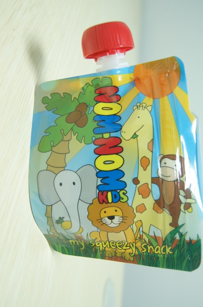 पूर्ण मुद्रण के साथ कस्टम सामग्री बेबी खाद्य एल्यूमिनियम पर्ण टोंटी थैली पैकेजिंग