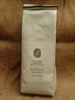 कॉफी की पैकेजिंग के लिए गोल्ड स्क्वायर बॉटम एल्युमिनियम फॉयल बैग प्रिंटेड मैट फिनिश